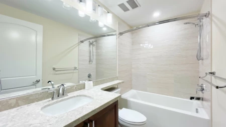 Primary Bathroom Photo of 204 20367 85 Avenue, Langley, BC