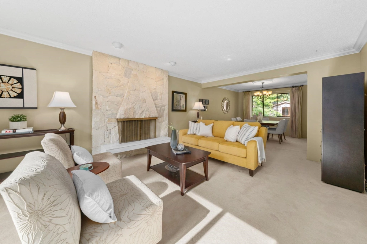 Family Room Photo of 1168 Canyon Boulevard, North Vancouver, BC