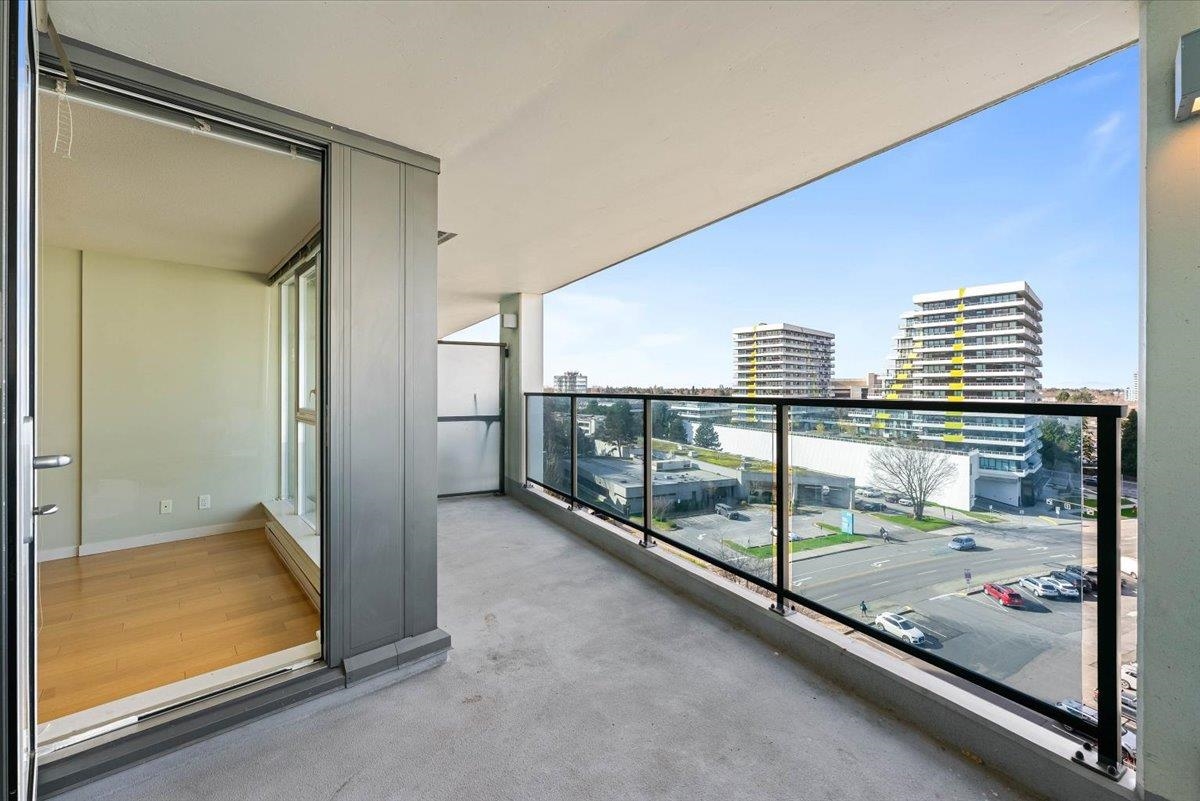 Basement Recreation Room Photo of 1005 7117 Elmbridge Way, Richmond, BC