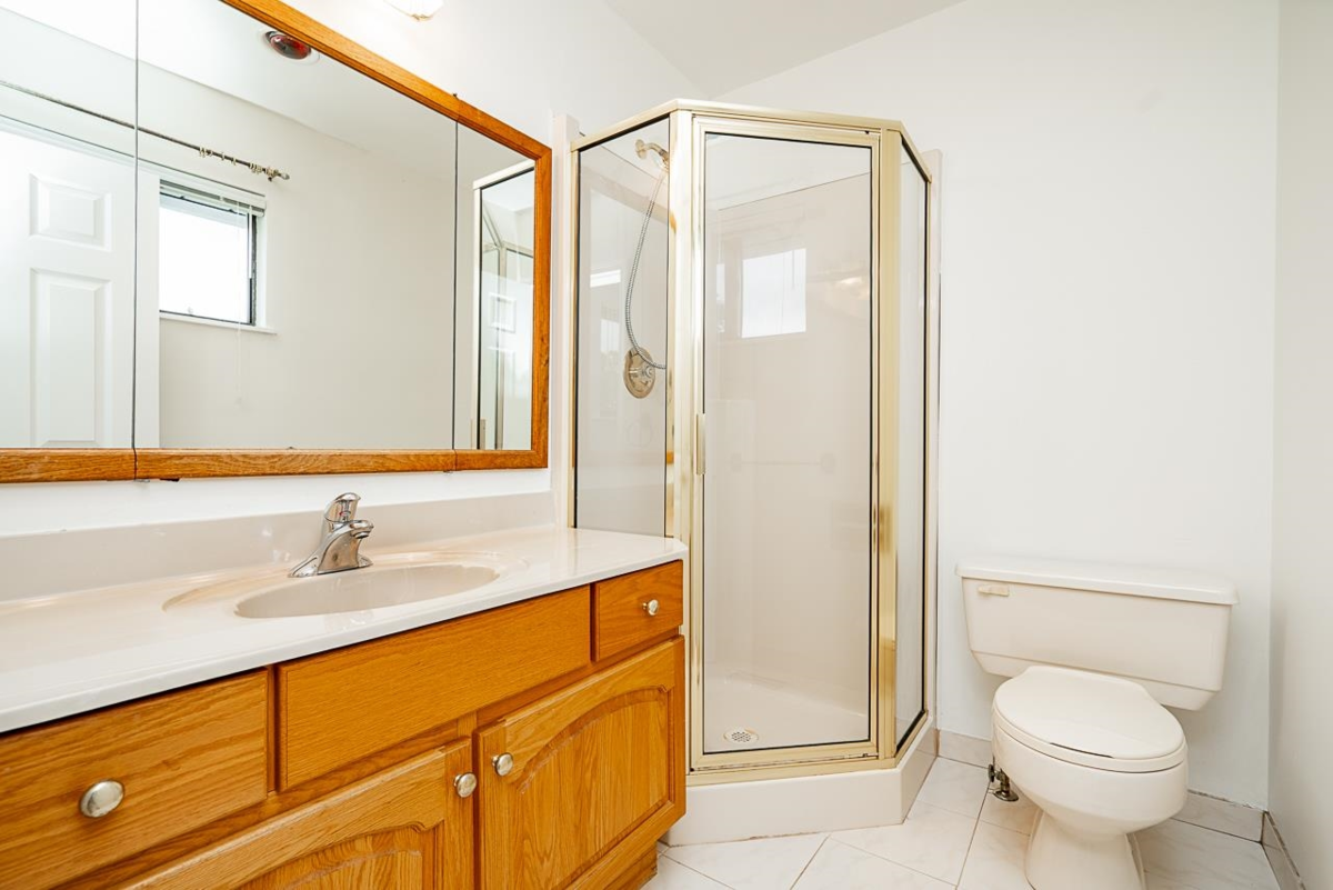 Backyard Photo of 6546 Dunnedin Street, Burnaby, BC