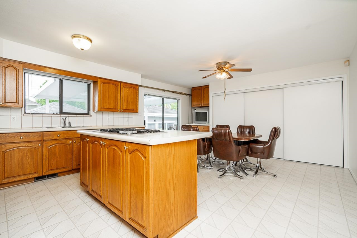 Bedroom 4 Photo of 6546 Dunnedin Street, Burnaby, BC