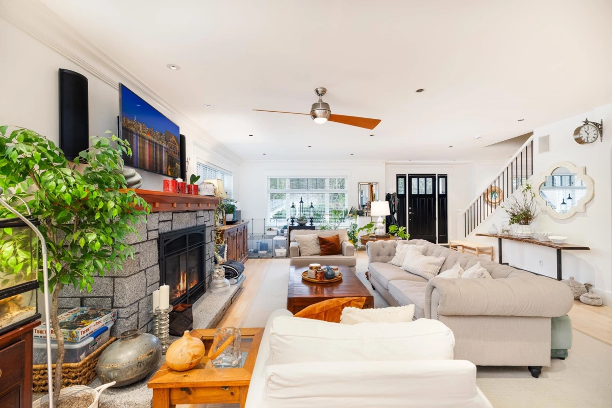 Primary Bedroom Photo of 1232 Harris Avenue, North Vancouver, BC