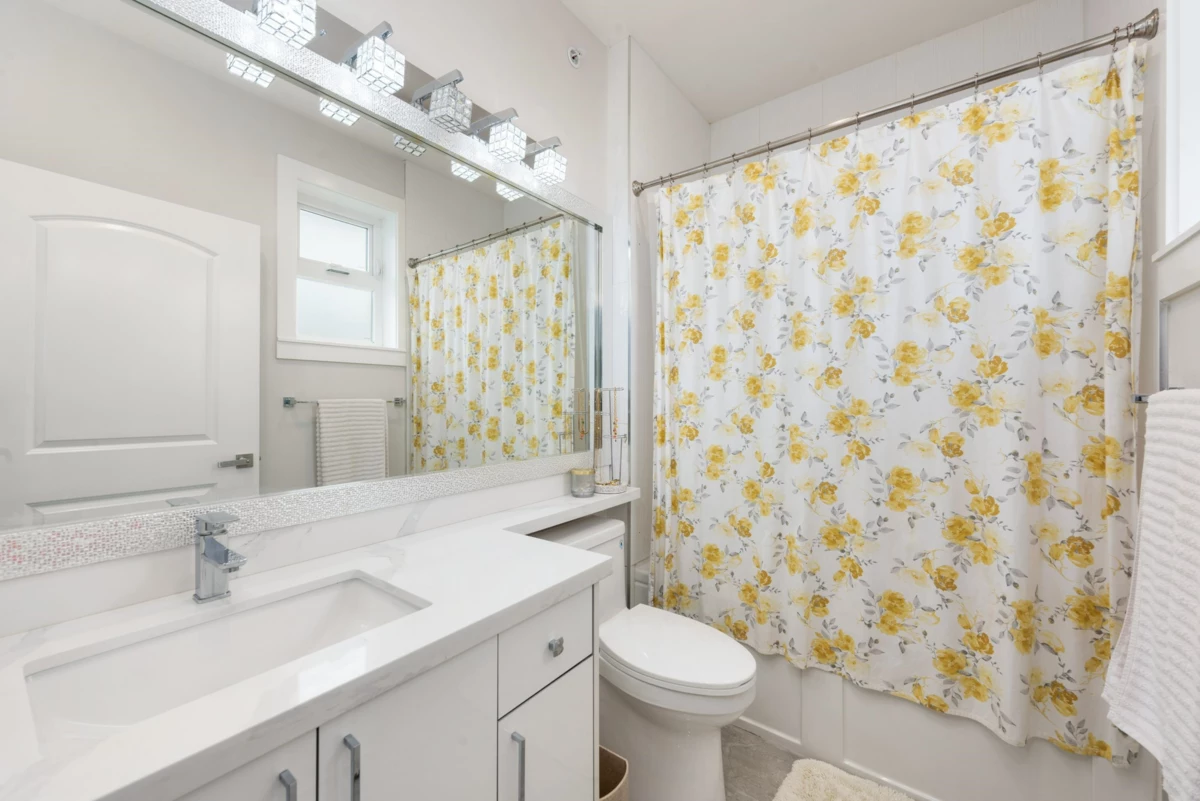 Powder Room Photo of 2876 Clark Drive, Vancouver, BC