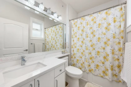 Powder Room Photo of 2876 Clark Drive, Vancouver, BC