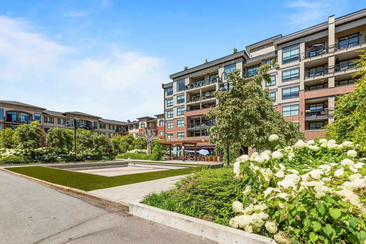 Garden / Landscaping Photo of 406 11865 227 Street, Maple Ridge, BC