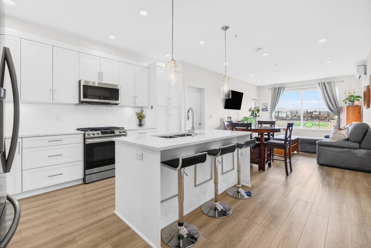 Living Room Photo of 406 11865 227 Street, Maple Ridge, BC