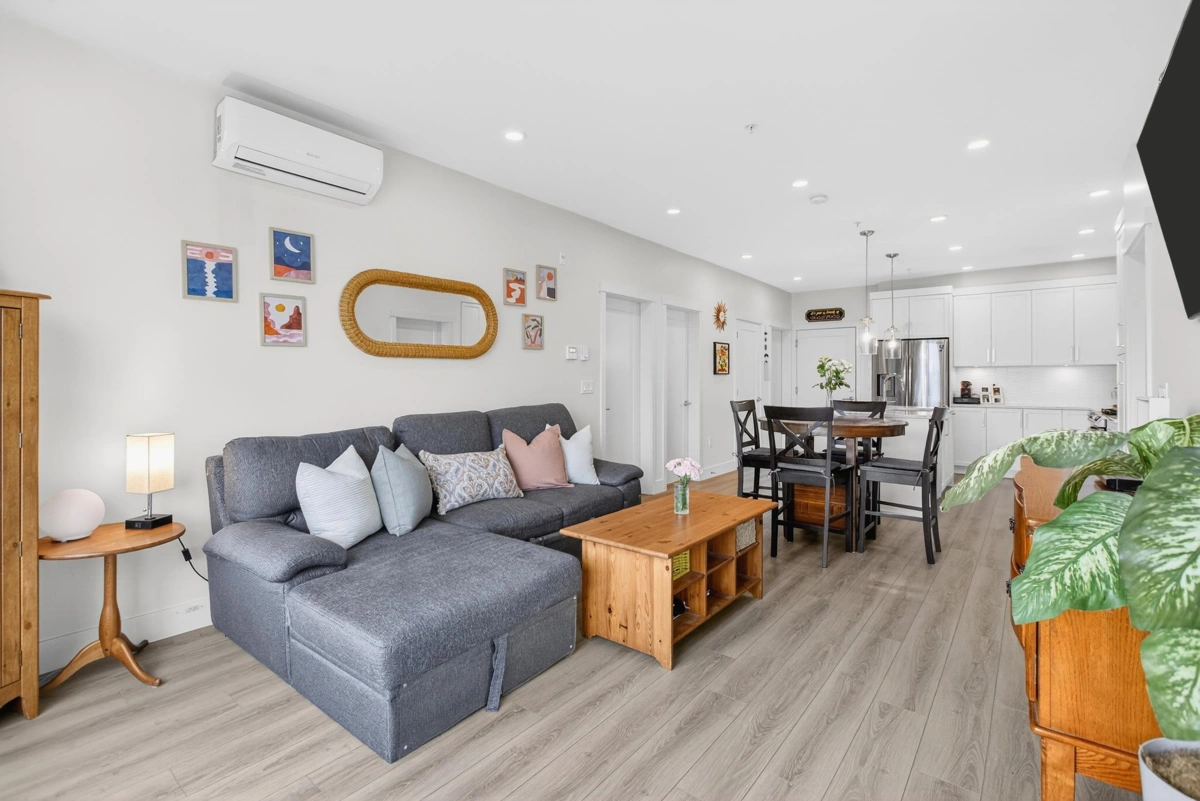 Walk-In Closet Photo of 406 11865 227 Street, Maple Ridge, BC