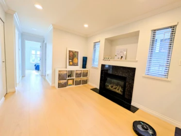 Breakfast Nook Photo of 232 Fourth Avenue, New Westminster, BC