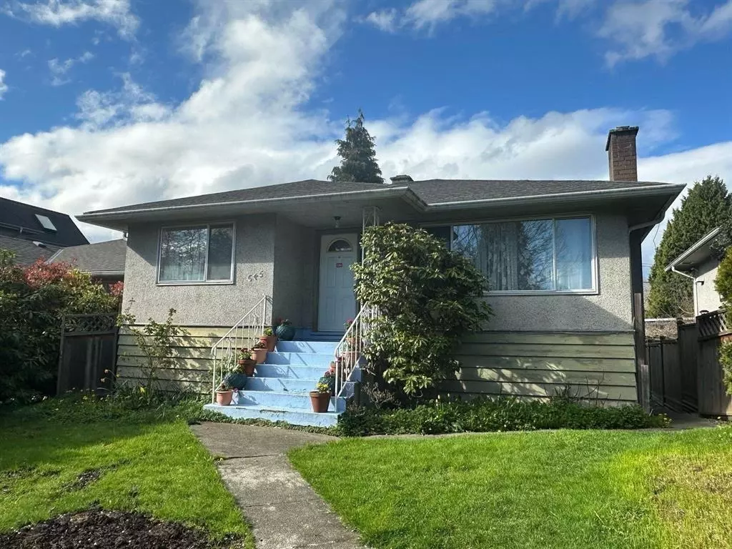 Exterior Rear Photo of 645 E 27 Avenue, Vancouver, BC