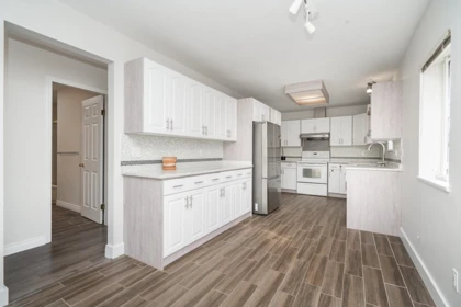 Primary Bedroom Photo of 18 2865 Glen Drive, Coquitlam, BC