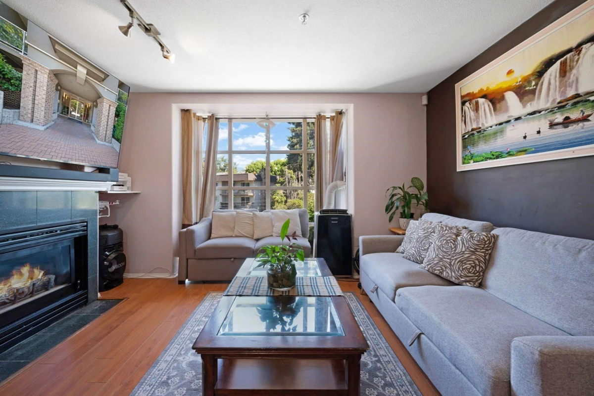 Family Room Photo of 301 2360 Wilson Avenue, Port Coquitlam, BC