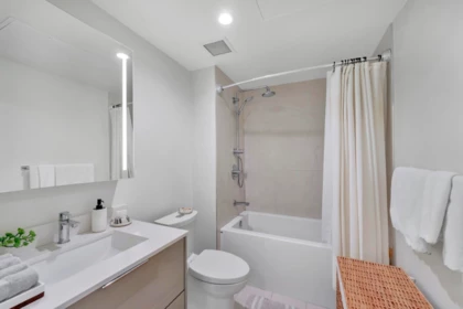Powder Room Photo of 1102 1401 Hunter Street, Vancouver, BC