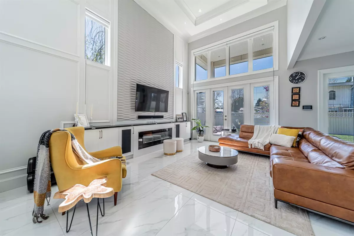 Family Room Photo of 9291 Glenallan Drive, Richmond, BC