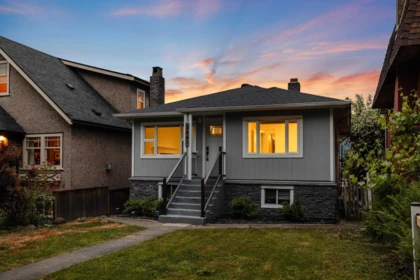Front Yard Photo of 2641 E 5th Avenue, Vancouver, BC