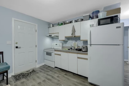 Hallway Photo of 12255 64a Avenue, Surrey, BC