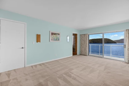 Mudroom Photo of 4 Strachan Point Road, West Vancouver, BC
