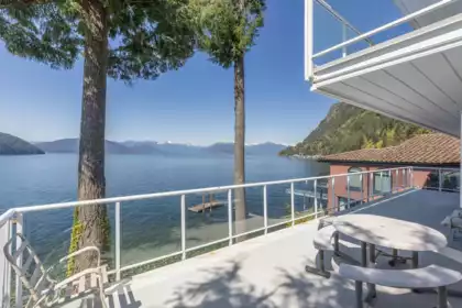 Outdoor Deck Photo of 4 Strachan Point Road, West Vancouver, BC