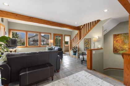 Dining Area Photo of 1423 Willow Drive, Pemberton, BC