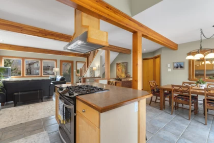 Kitchen Island Photo of 1423 Willow Drive, Pemberton, BC