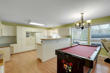 Basement Recreation Room Photo of 9312 163 Street, Surrey, BC