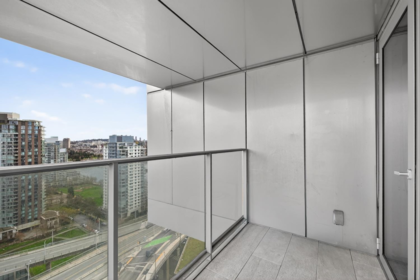 Guest Bathroom Photo of 2809 1480 Howe Street, Vancouver, BC