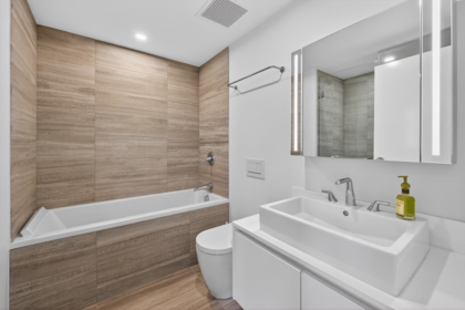Loft / Bonus Room Photo of 2809 1480 Howe Street, Vancouver, BC