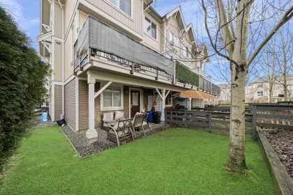 Front Yard Photo of 49 31032 Westridge Place, Abbotsford, BC