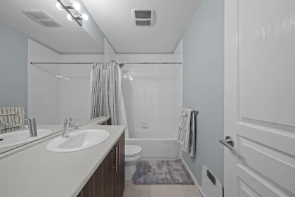 Guest Bathroom Photo of 49 31032 Westridge Place, Abbotsford, BC