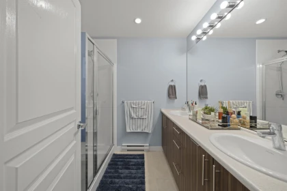Walk-In Closet Photo of 49 31032 Westridge Place, Abbotsford, BC