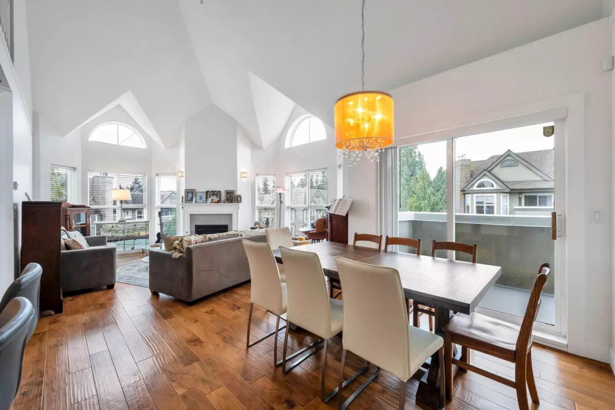 Living Room Photo of 303 12088 66 Avenue, Surrey, BC