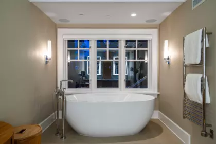 Powder Room Photo of 2958 Mathers Crescent, West Vancouver, BC