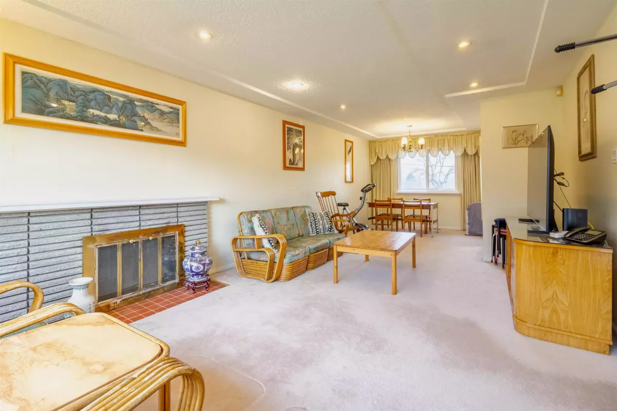 Living Room Photo of 4645 Charlotte Court, Burnaby, BC