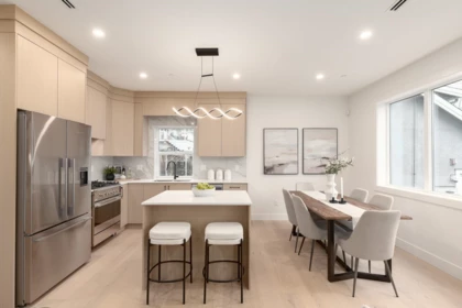 Kitchen Photo of 2 3506 E Pender Street, Vancouver, BC