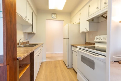 Kitchen Island Photo of 304 4345 Grange Street, Burnaby, BC
