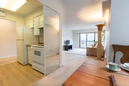 Kitchen Photo of 304 4345 Grange Street, Burnaby, BC