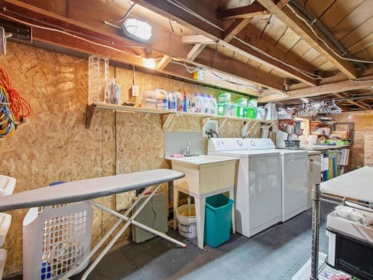 Mudroom Photo of 1523 Seventh Avenue, New Westminster, BC