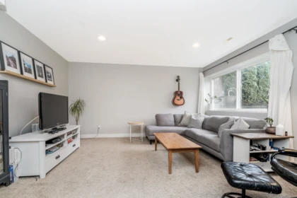 Basement Recreation Room Photo of 21075 86 Avenue, Langley, BC