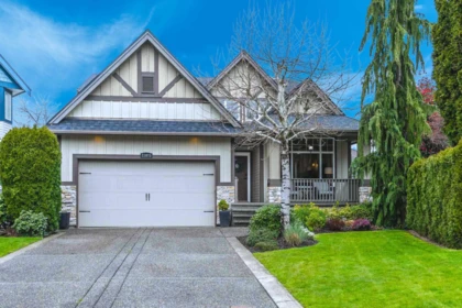 Staircase Photo of 21075 86 Avenue, Langley, BC