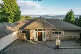 1371 Burnside Road, West Vancouver, BC