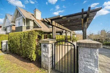 2420 Sasamat Street, Vancouver, BC, Vancouver — Townhouse for sale