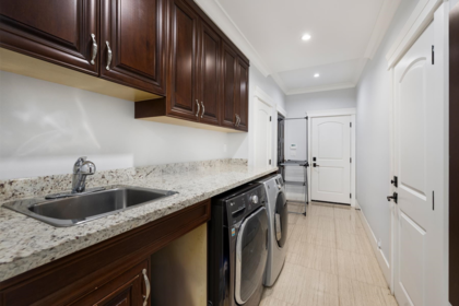 Basement Recreation Room Photo of 2091 Mclennan Avenue, Richmond, BC