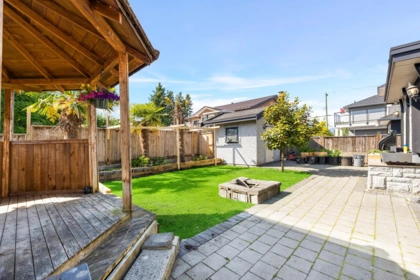 Outdoor Kitchen Photo of 2091 Mclennan Avenue, Richmond, BC