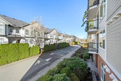 Hallway Photo of 222 15956 86a Avenue, Surrey, BC