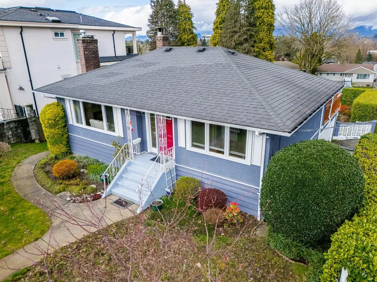Living Room Photo of 4457 Burke Street, Burnaby, BC