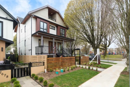Backyard Photo of 2612 Horley Street, Vancouver, BC