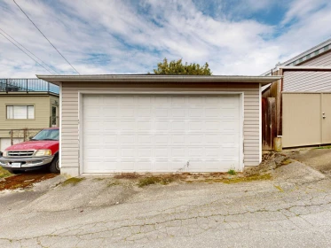 Loft / Bonus Room Photo of 3624 Cambridge Street, Vancouver, BC