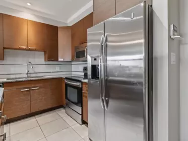 302 4365 Hastings Street, Burnaby, BC, Burnaby — Apartment/Condo for sale