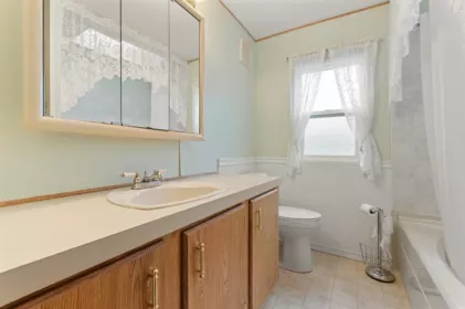 Primary Bathroom Photo of 81 6035 Vedder Road, Chilliwack, BC