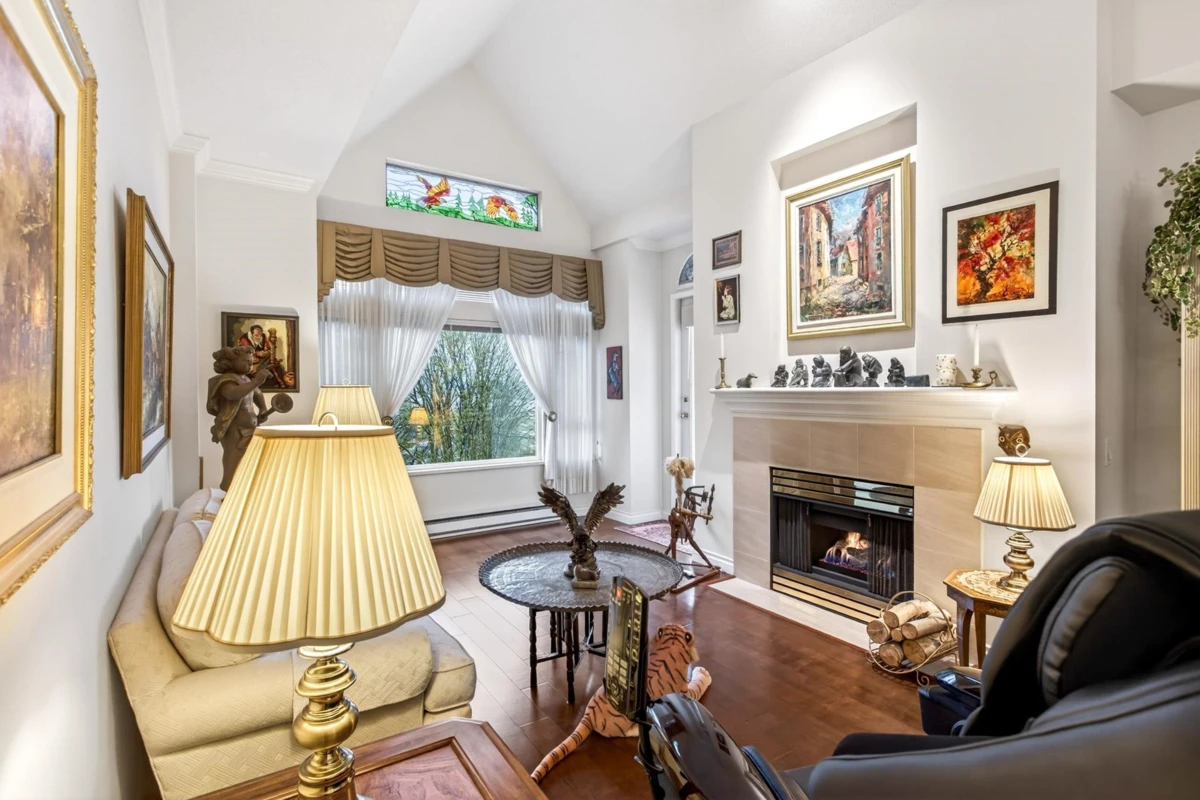 Family Room Photo of 505 3001 Terravista Place, Port Moody, BC