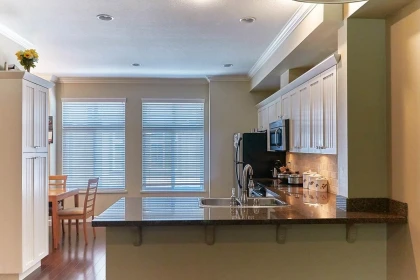 Kitchen Photo of 11 15192 62a Avenue, Surrey, BC